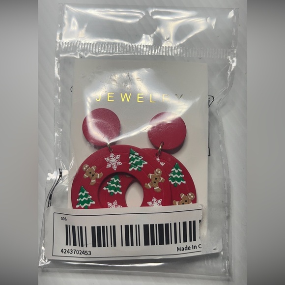 π Christmas Earrings π - Picture 2 of 2